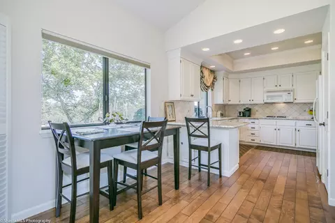 898 Cardiff Ct, Redding, CA 96003 photo 8
