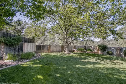 898 Cardiff Ct, Redding, CA 96003 photo 27