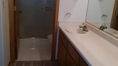 2137 Hacienda St, Redding, CA 96003 photo 17