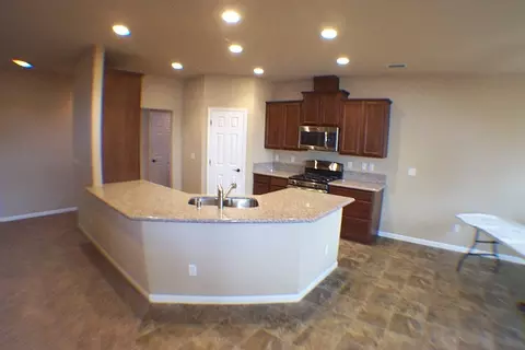 3535 Archer Ct, Anderson, CA 96007 photo 4