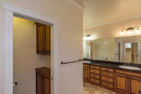 3923 Eagle, Redding, CA 96001 photo 22