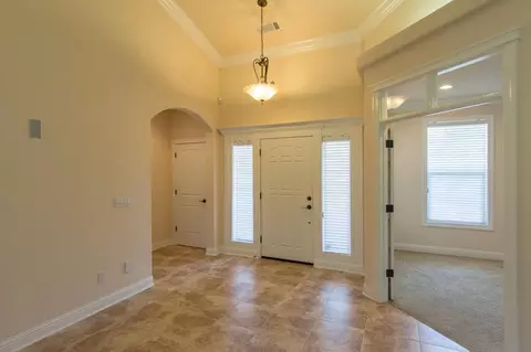 3923 Eagle, Redding, CA 96001 photo 4