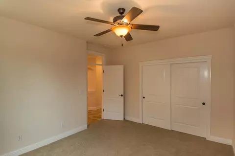 3923 Eagle, Redding, CA 96001 photo 25