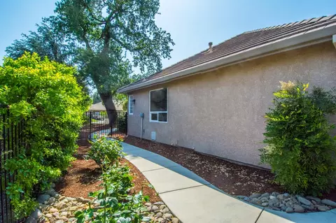 3923 Eagle, Redding, CA 96001 photo 39