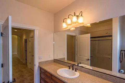 3923 Eagle, Redding, CA 96001 photo 26