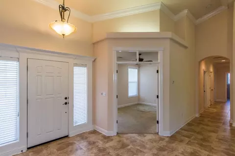 3923 Eagle, Redding, CA 96001 photo 3