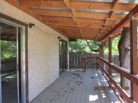 325 Rosewood Dr, Redding, CA 96003 photo 12