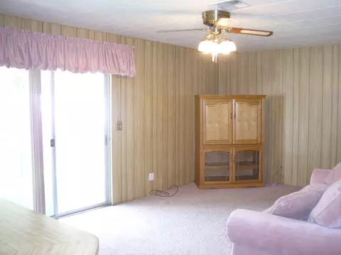 4535 White River Dr, Redding, CA 96001 photo 2