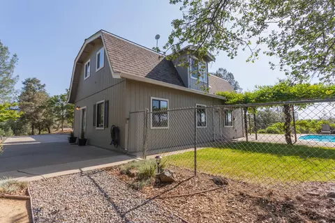 20745 Bernard, Redding, CA 96003 photo 41