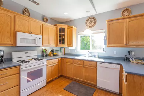20745 Bernard, Redding, CA 96003 photo 64