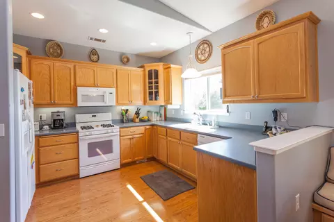 20745 Bernard, Redding, CA 96003 photo 63