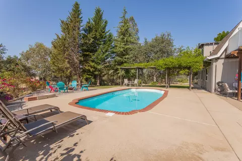20745 Bernard, Redding, CA 96003 photo 36
