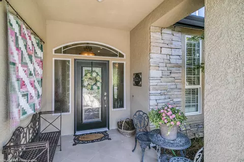 4806 Saint Charles Dr, Redding, CA 96002 photo 6