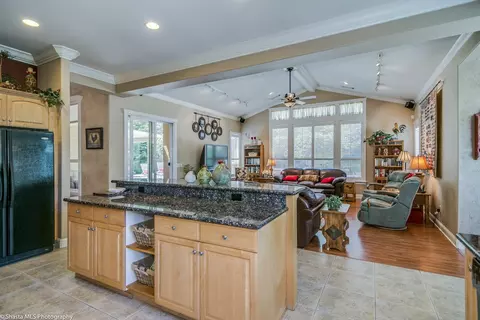 4806 Saint Charles Dr, Redding, CA 96002 photo 17