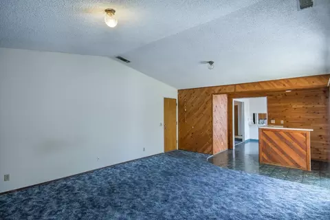 1551 Woodside Meadows Ct, Redding, CA 96002 photo 3