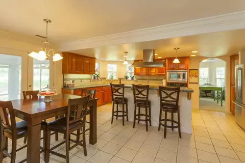 6757 Aldea Ct, Redding, CA 96002 photo 11