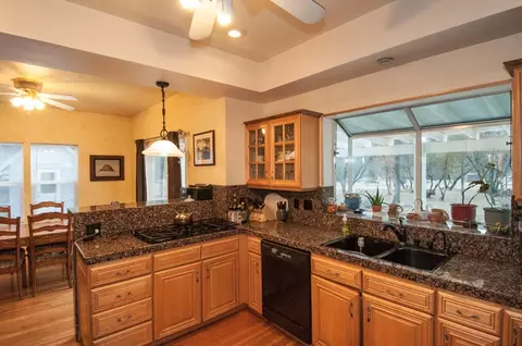 13922 Deep Woods Pl, Redding, CA 96003 photo 9