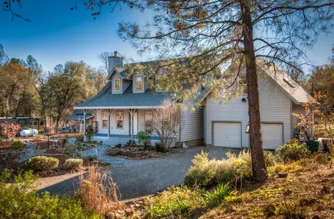 13922 Deep Woods Pl, Redding, CA 96003 photo 1