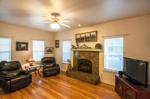 13922 Deep Woods Pl, Redding, CA 96003 photo 5