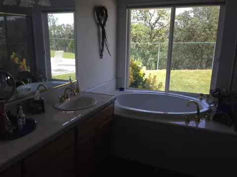 4467 Autumn Mist Ln, Redding, CA 96001 photo 18