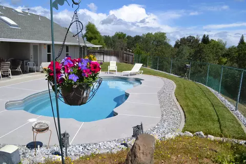 4467 Autumn Mist Ln, Redding, CA 96001 photo 14