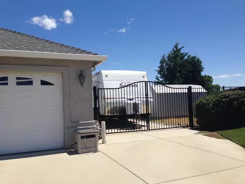 4467 Autumn Mist Ln, Redding, CA 96001 photo 3