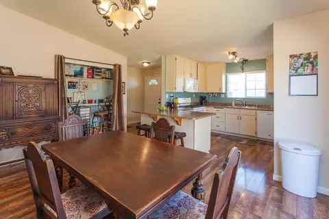 16876 Winchell Dr, Redding, CA 96003 photo 4