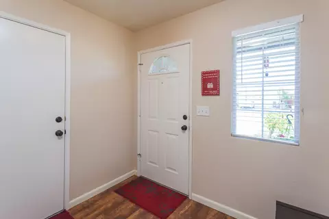 16876 Winchell Dr, Redding, CA 96003 photo 2