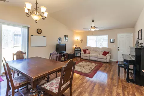 16876 Winchell Dr, Redding, CA 96003 photo 5