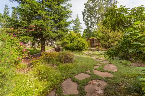 4167 Saratoga Dr, Redding, CA 96002 photo 25