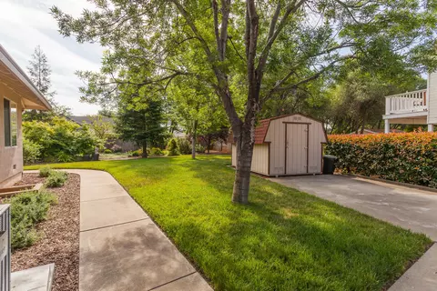 4167 Saratoga Dr, Redding, CA 96002 photo 28