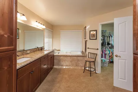 4167 Saratoga Dr, Redding, CA 96002 photo 12