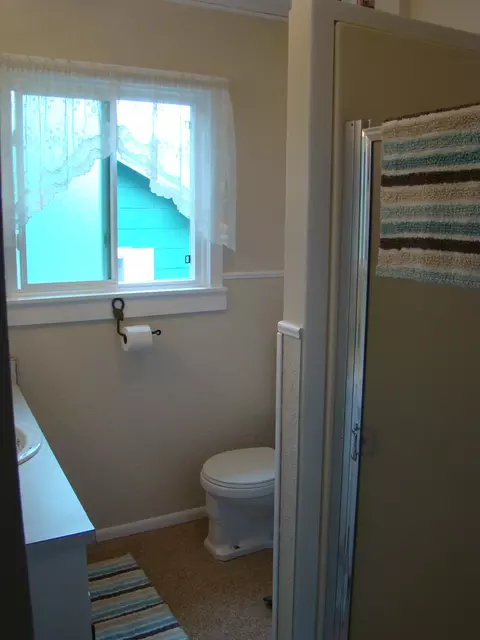 1635 Jay St, Redding, CA 96001 photo 11