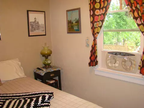 1635 Jay St, Redding, CA 96001 photo 9