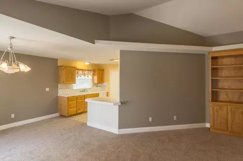 4945 Tralee Ln, Redding, CA 96001 photo 8