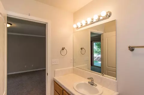 4945 Tralee Ln, Redding, CA 96001 photo 19