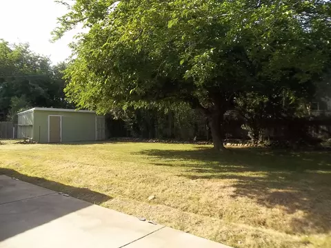 646 Estate St, Redding, CA 96002 photo 12