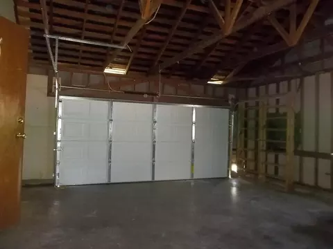 646 Estate St, Redding, CA 96002 photo 11