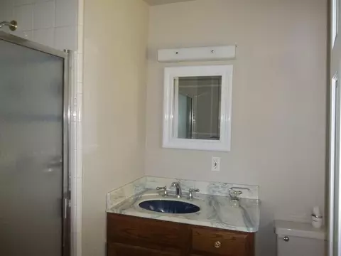 646 Estate St, Redding, CA 96002 photo 8