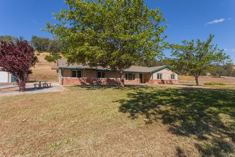 12926 Dry Creek Rd, Redding, CA 96003 photo 3