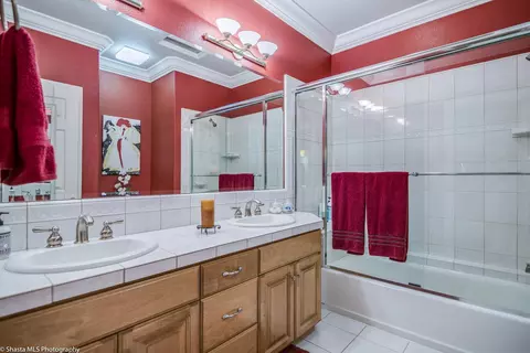 2859 Green Riffle Rd, Redding, CA 96002 photo 17