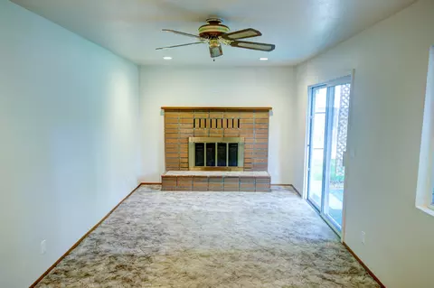 1071 Lorraine Dr, Redding, CA 96002 photo 16
