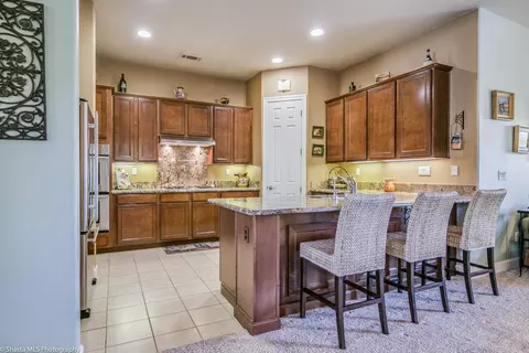 4432 Chinook Dr, Redding, CA 96002 photo 5