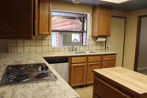 37230 Serpentine Ln, Burney, CA 96013 photo 7