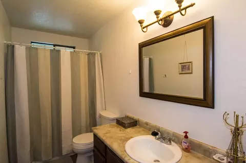 719 Coffeeberry Ln, Redding, CA 96003 photo 12