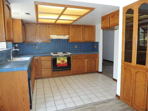 2828 Harlan Dr, Redding, CA 96003 photo 7