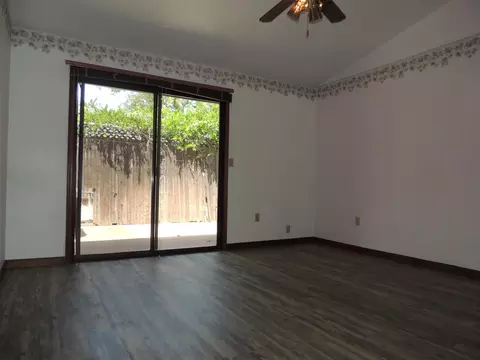 2828 Harlan Dr, Redding, CA 96003 photo 11