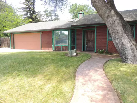 2828 Harlan Dr, Redding, CA 96003 photo 2