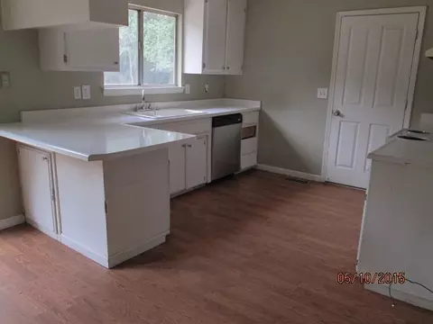 2120 El Reno Ln, Redding, CA 96001 photo 2