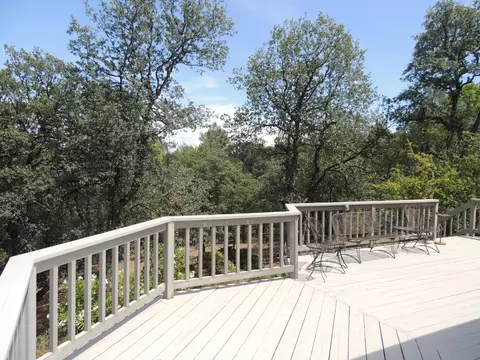 1951 Cumberland Dr, Redding, CA 96001 photo 24